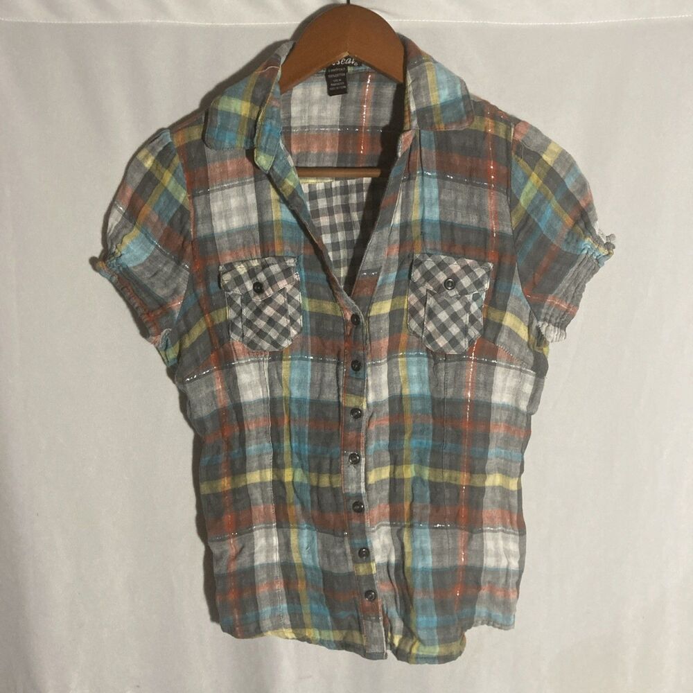 WET SEAL multicolor plaid checkered cap sleeves smocked button up top M